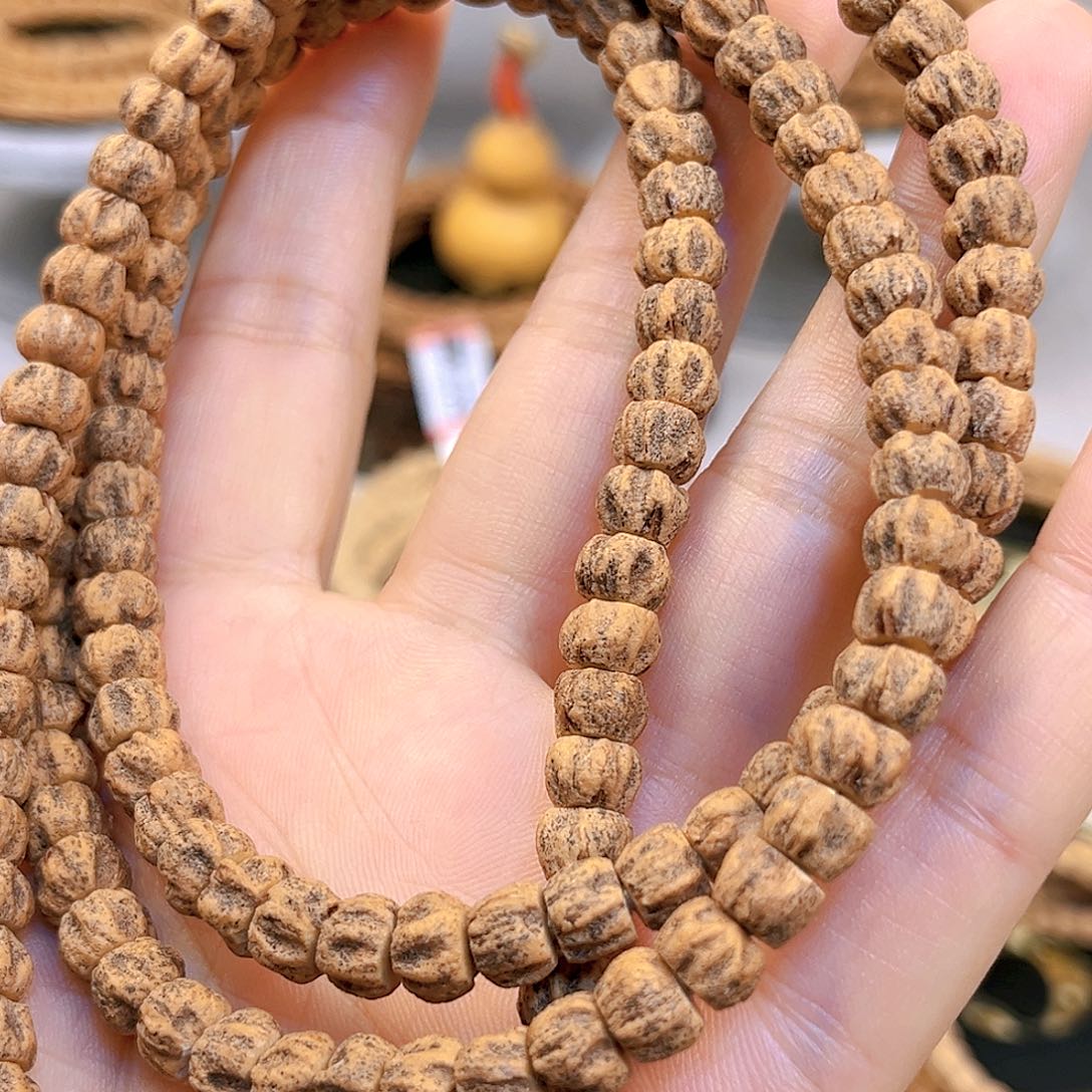 柏香籽/百香籽吊坠戏**.