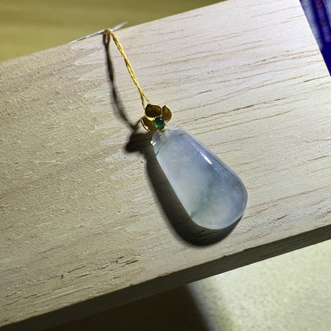 天然缅甸翡翠A货 18k金镶嵌冰紫飘蓝花福瓜 尺寸 23.6×10.4×3.6