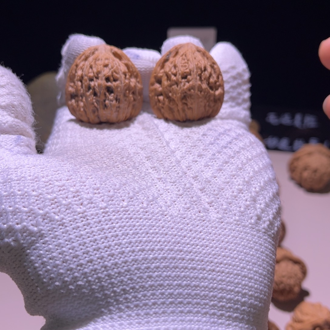 吊坠文玩核桃33全品密纹