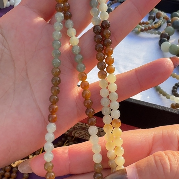 和田玉未镶嵌颈饰卡5卷毛