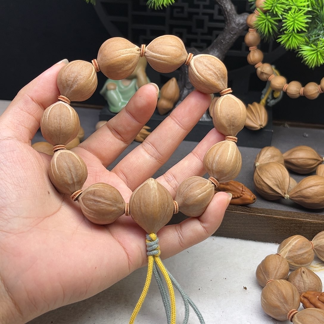 手串/手链橄榄核Z*F2.0*2.3四花铁核