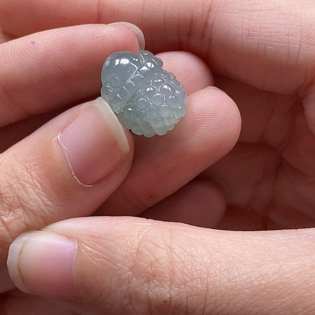 翡翠颈饰未镶嵌杰**丝闪