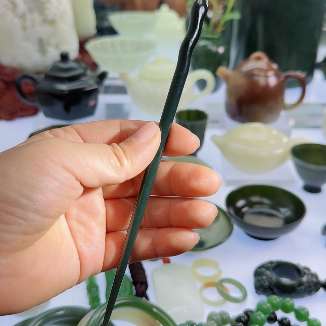 和田玉（青玉）挂件未镶嵌