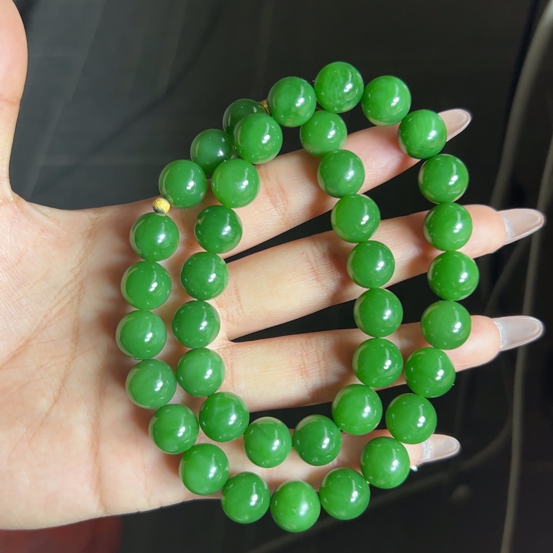 和田玉吊坠未镶嵌