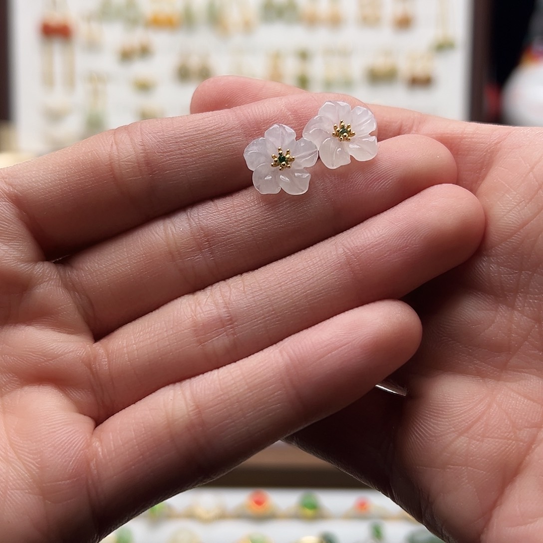 银S925镶嵌和田玉耳饰