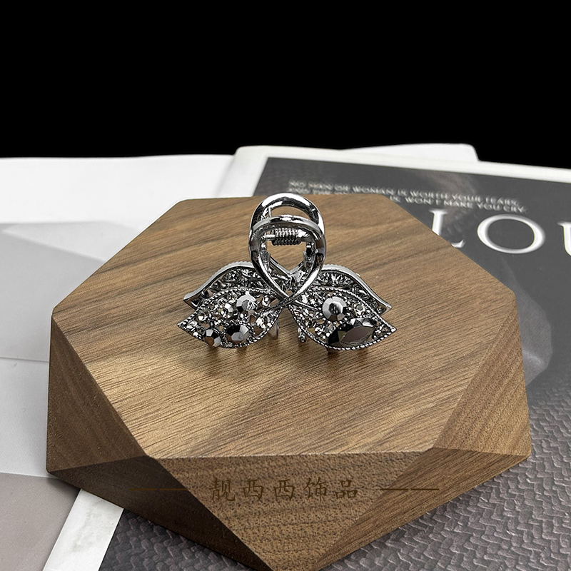 【LXX靓西西】298 优雅鱼尾时尚感4.6厘米半扎发抓夹