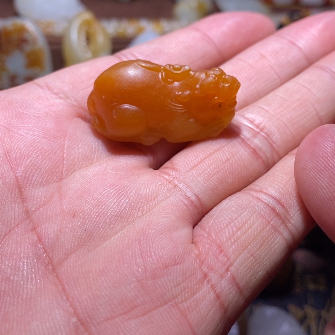 可***名和田玉未镶嵌颈饰