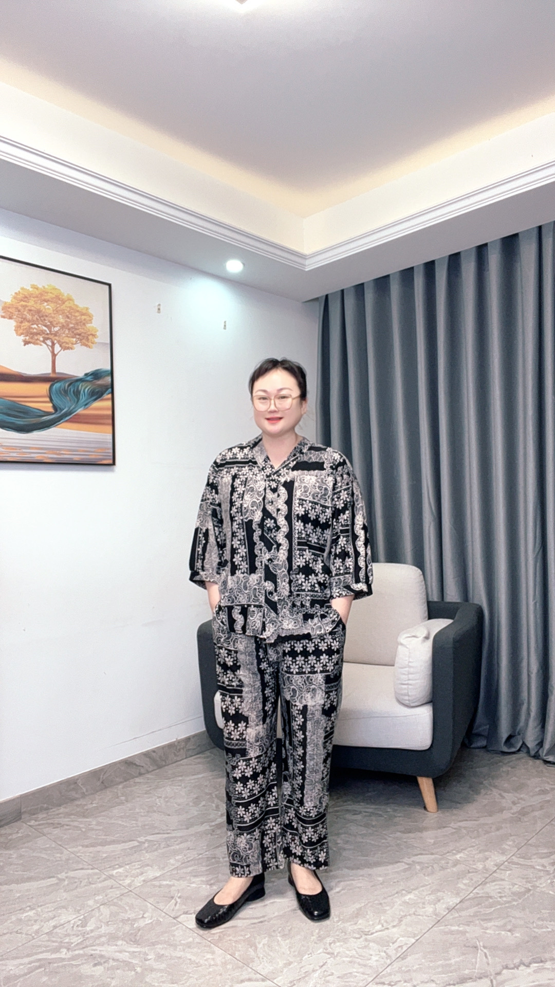 薄款V领时尚宽松温婉风条纹中袖妈妈装中老年女装套装