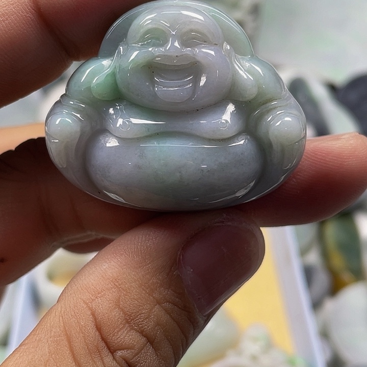 北***子翡翠未镶嵌颈饰佛