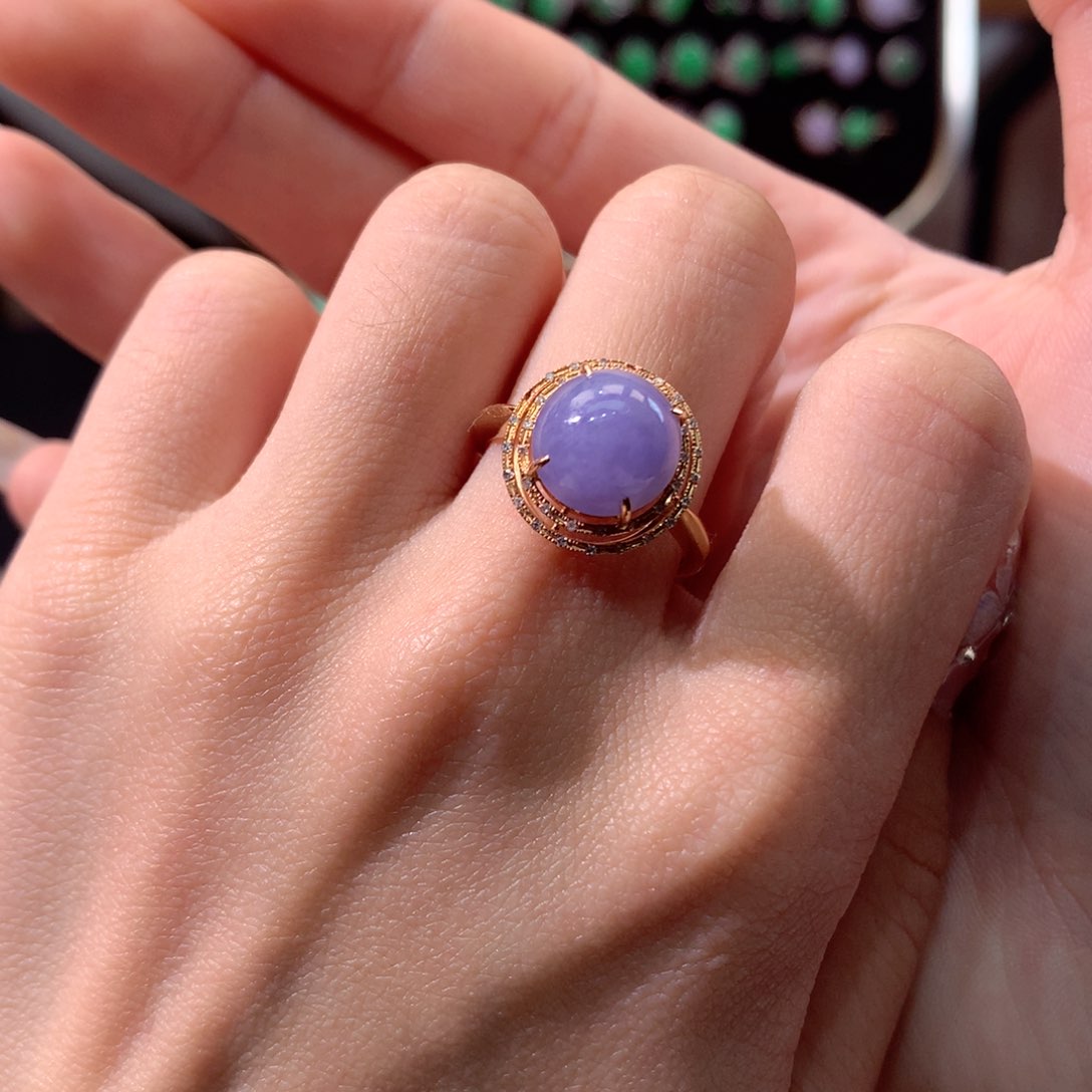 翡翠戒指18K金镶嵌杨*翡翠