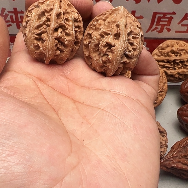 吊坠文玩核桃八棱球子
