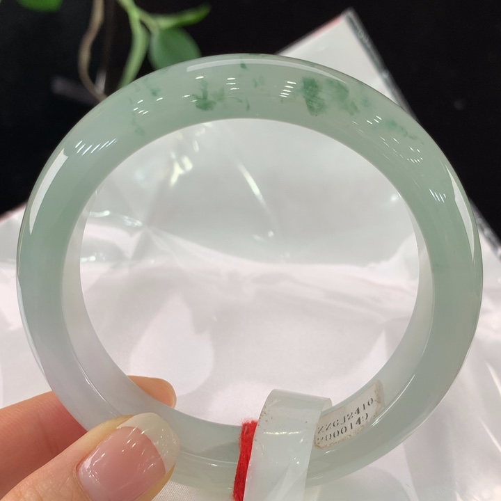 翡翠手镯未镶嵌111-0149