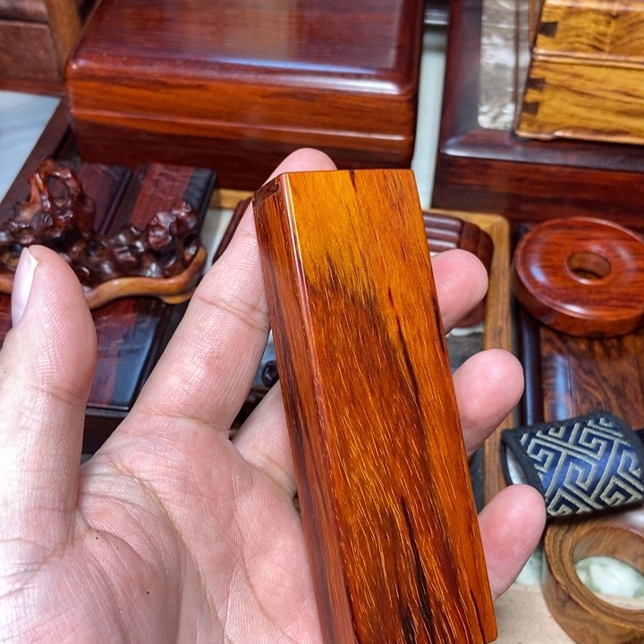 檀香紫檀（小叶紫檀）细烟10支烟盒