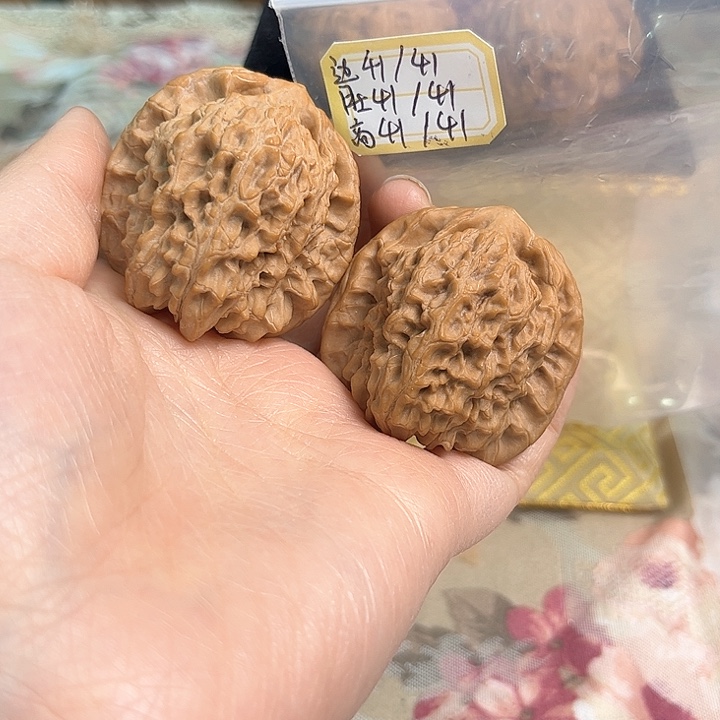 文玩核桃把件非嫁接马老四