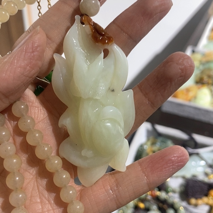 岫玉毛衣链未镶嵌