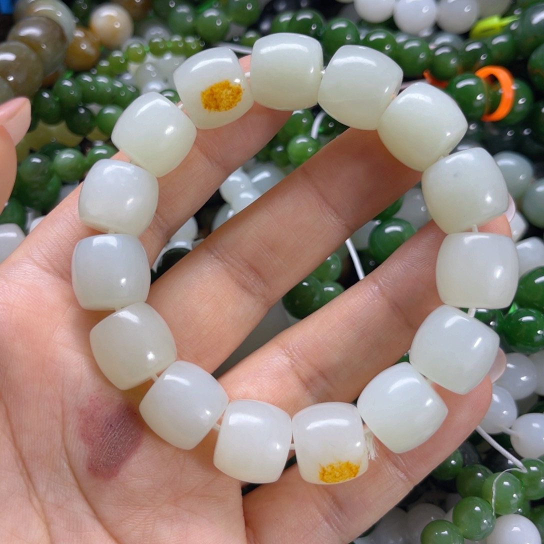 和田玉未镶嵌手链