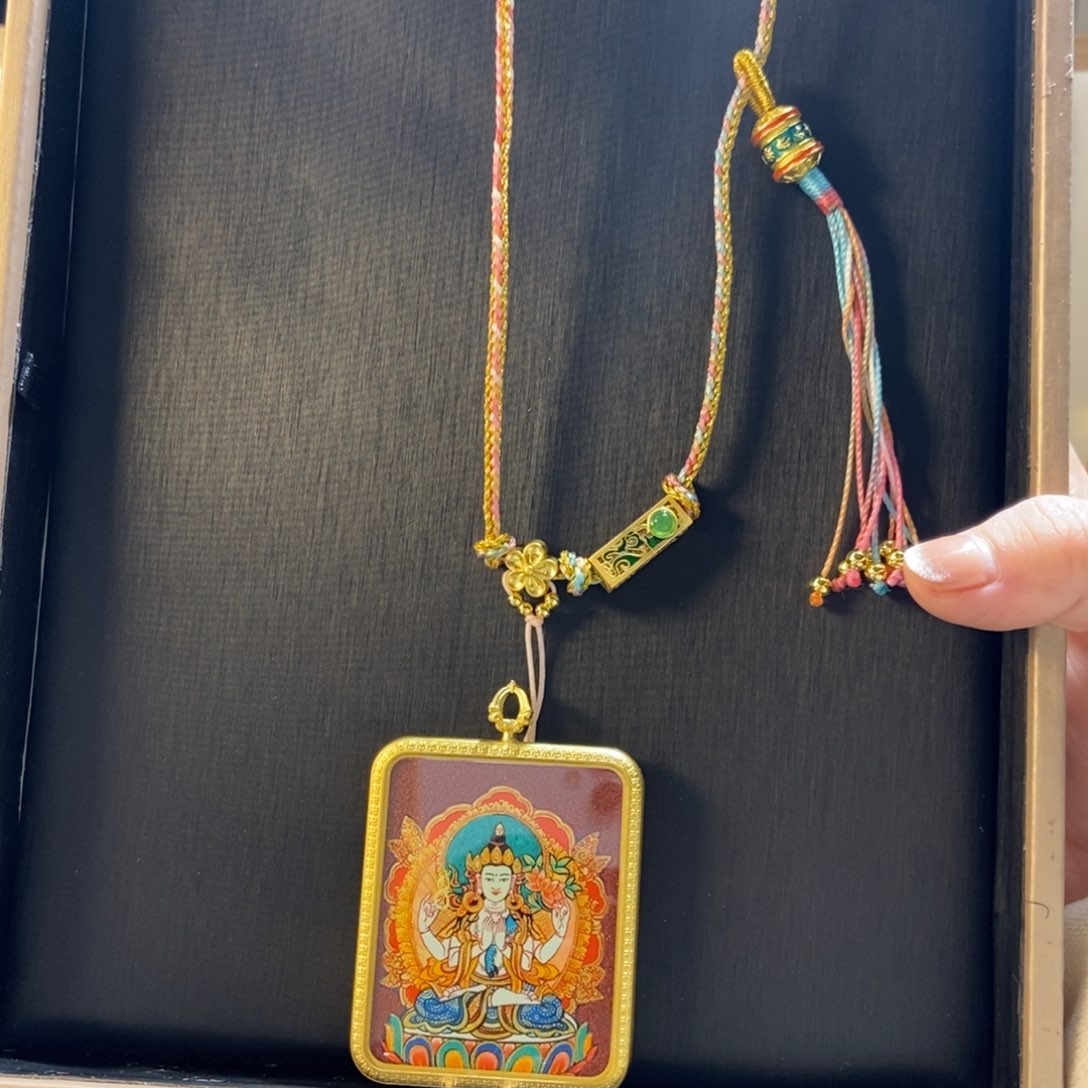 吊坠阿*美丽的唐卡结缘