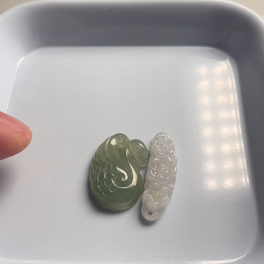 颈饰未镶嵌翡翠天然翡翠