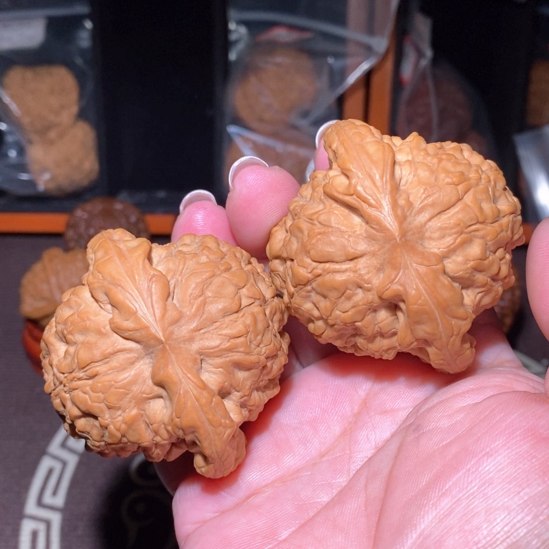 文玩核桃把件龙鼎