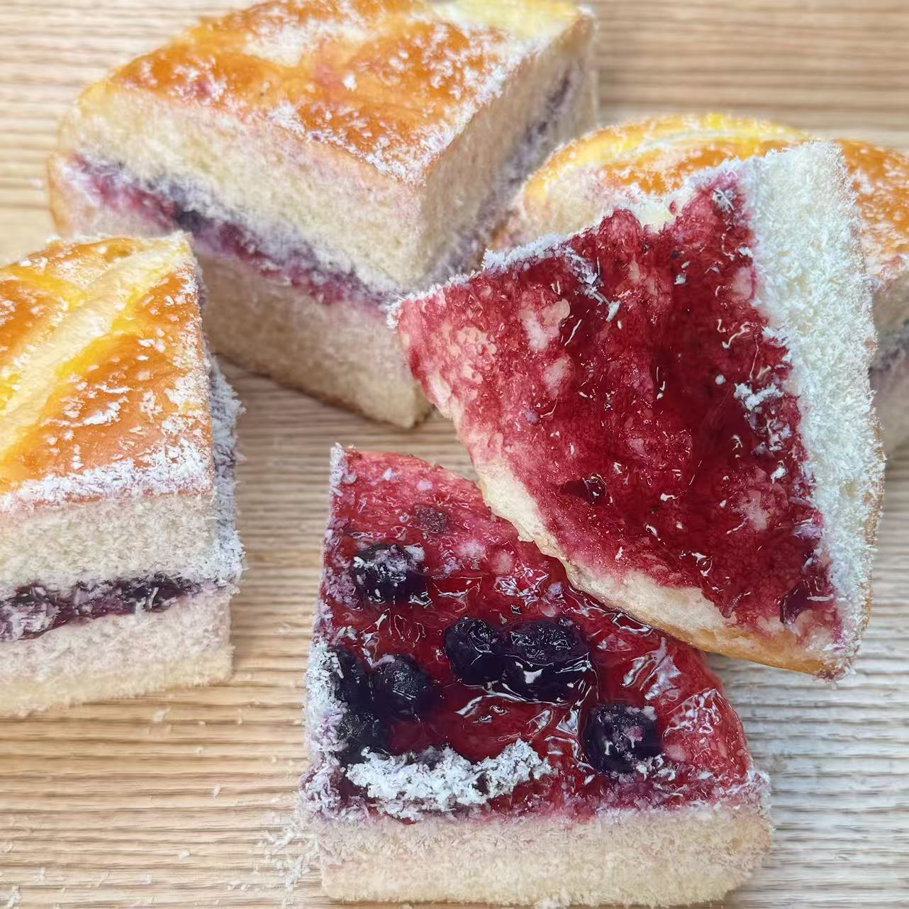 蓝莓奶酪包早餐糕点学生营养代餐面包到手10袋-主