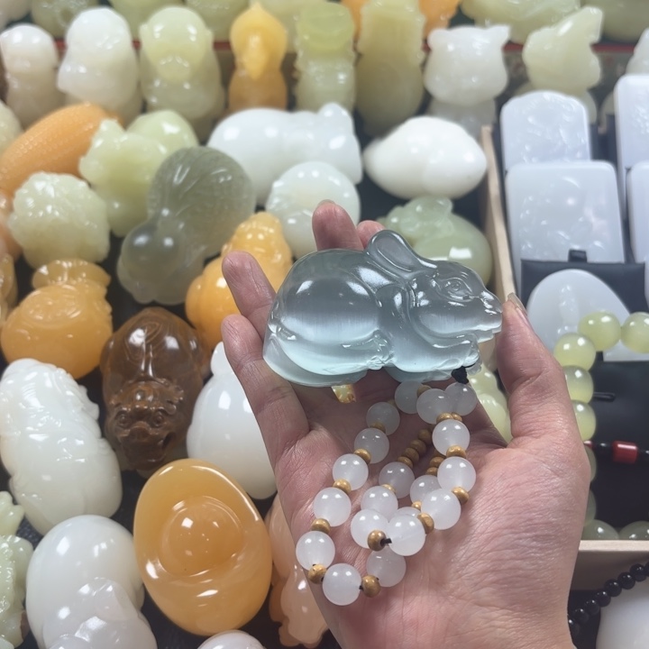 8***6石材昆仑山脉猫眼兔子