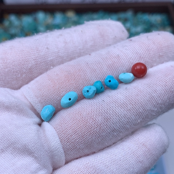 南红玛瑙未镶嵌珠宝奇石