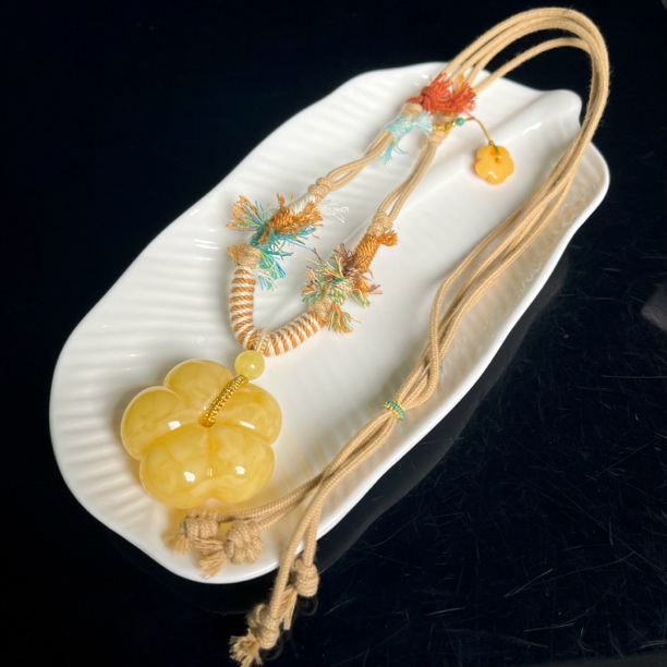 【大鱼甄选】蜜蜡有钱花吊坠JNN167多样性发其一