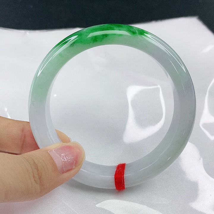 翡翠手镯未镶嵌圈56.6，1903