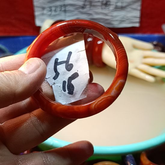 玛瑙/玉髓手镯未镶嵌