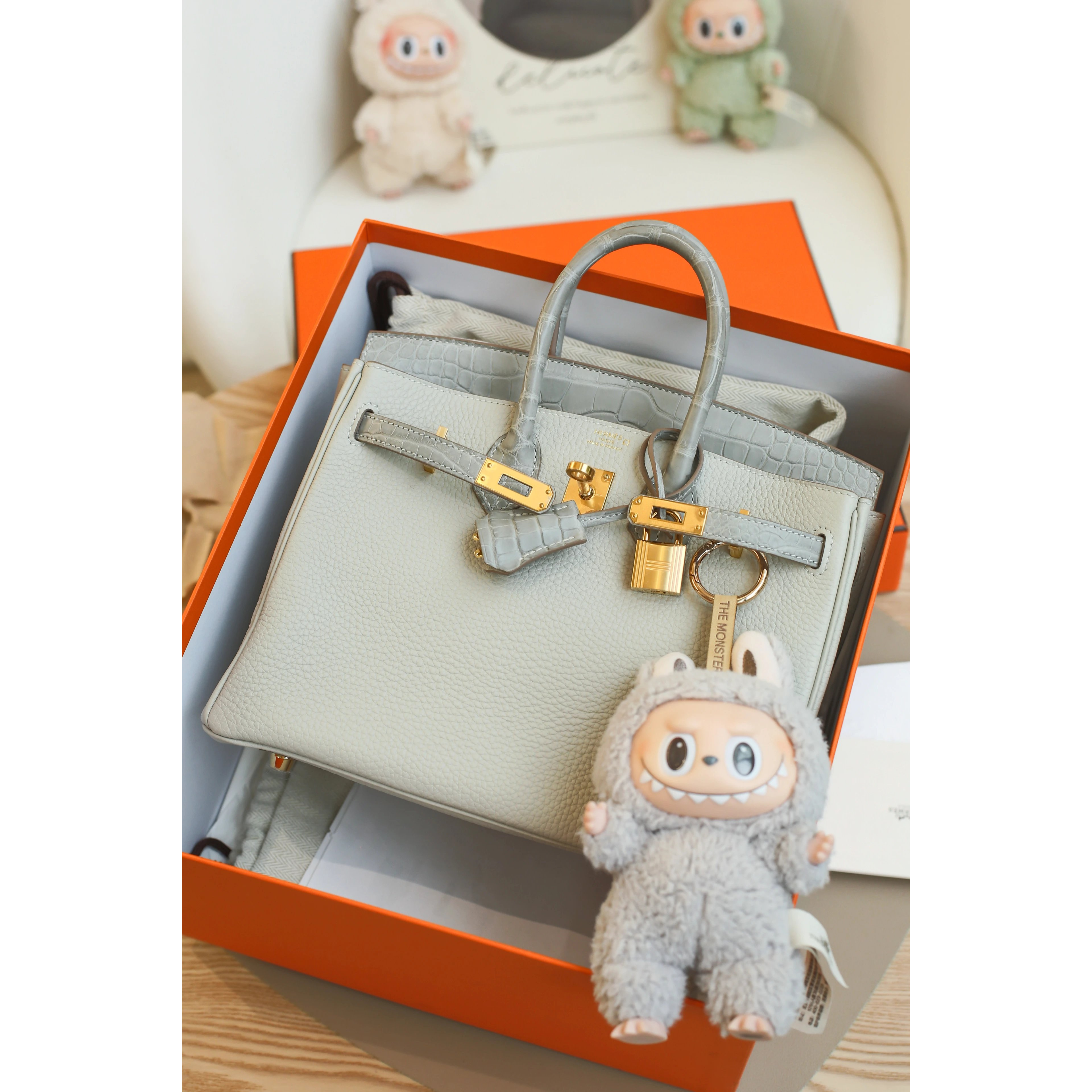 未使用 Hermes/爱马仕 Birkin25 touch B刻 方框短吻 珍珠灰 金扣