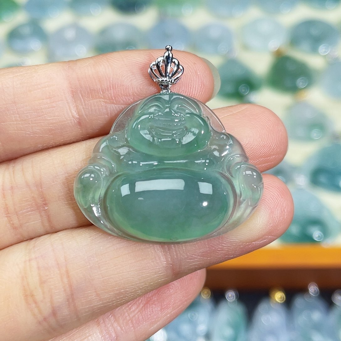 翡翠颈饰18K金镶嵌吊坠