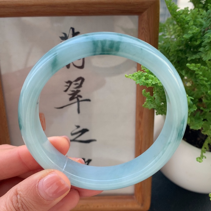 翡翠手镯未镶嵌翡翠手镯59