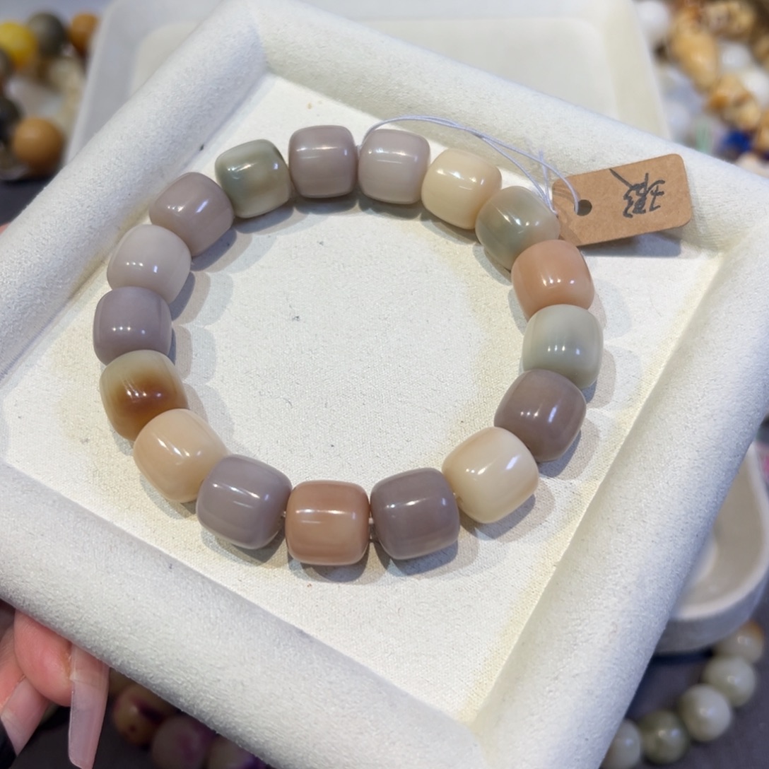 是***啊吊坠菩提根/象牙果112 桃桃双皮奶 微瑕 