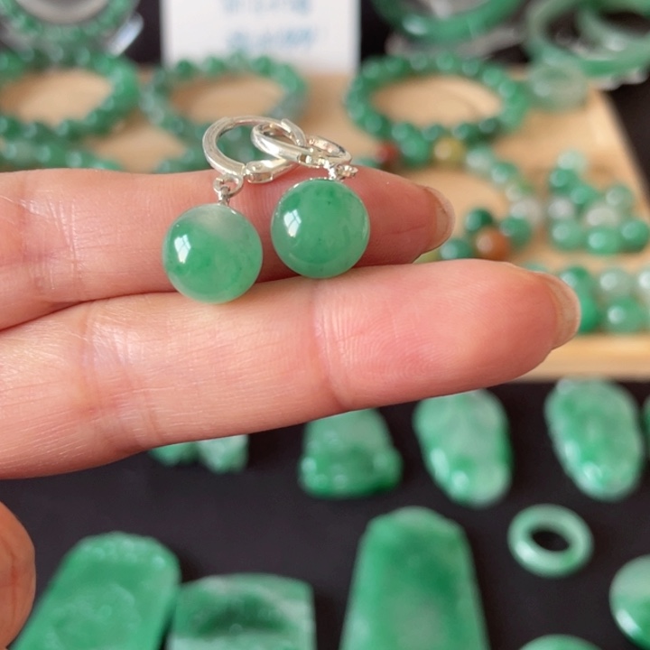 石英质玉未镶嵌耳坠