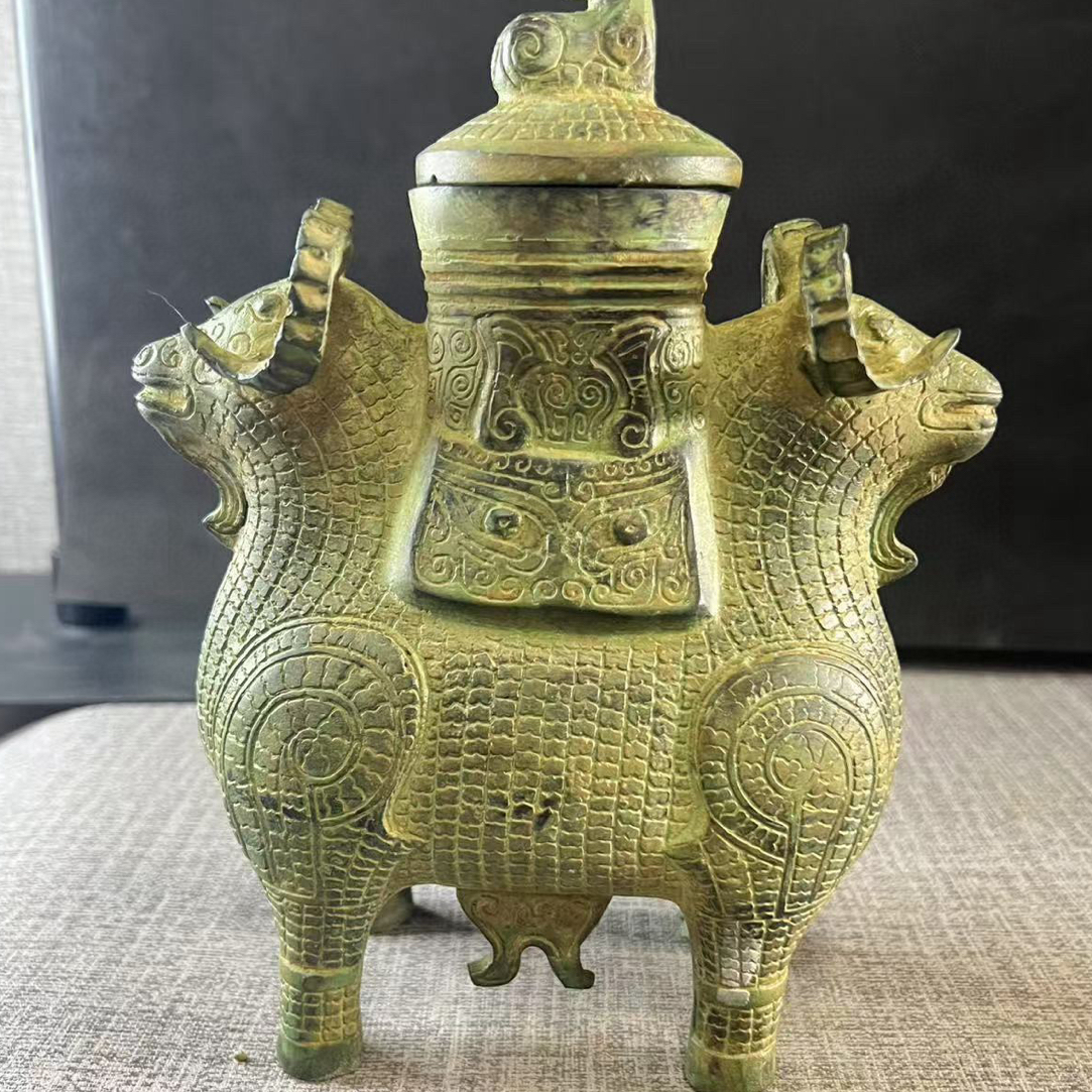 复古双羊尊，家居摆件，博古架，仿古青铜器
