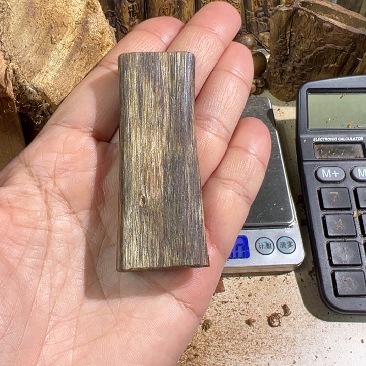 沉香吊坠白棋楠沉香吊坠11.5克