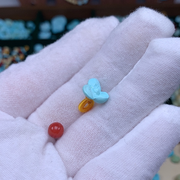 南红玛瑙未镶嵌珠宝奇石