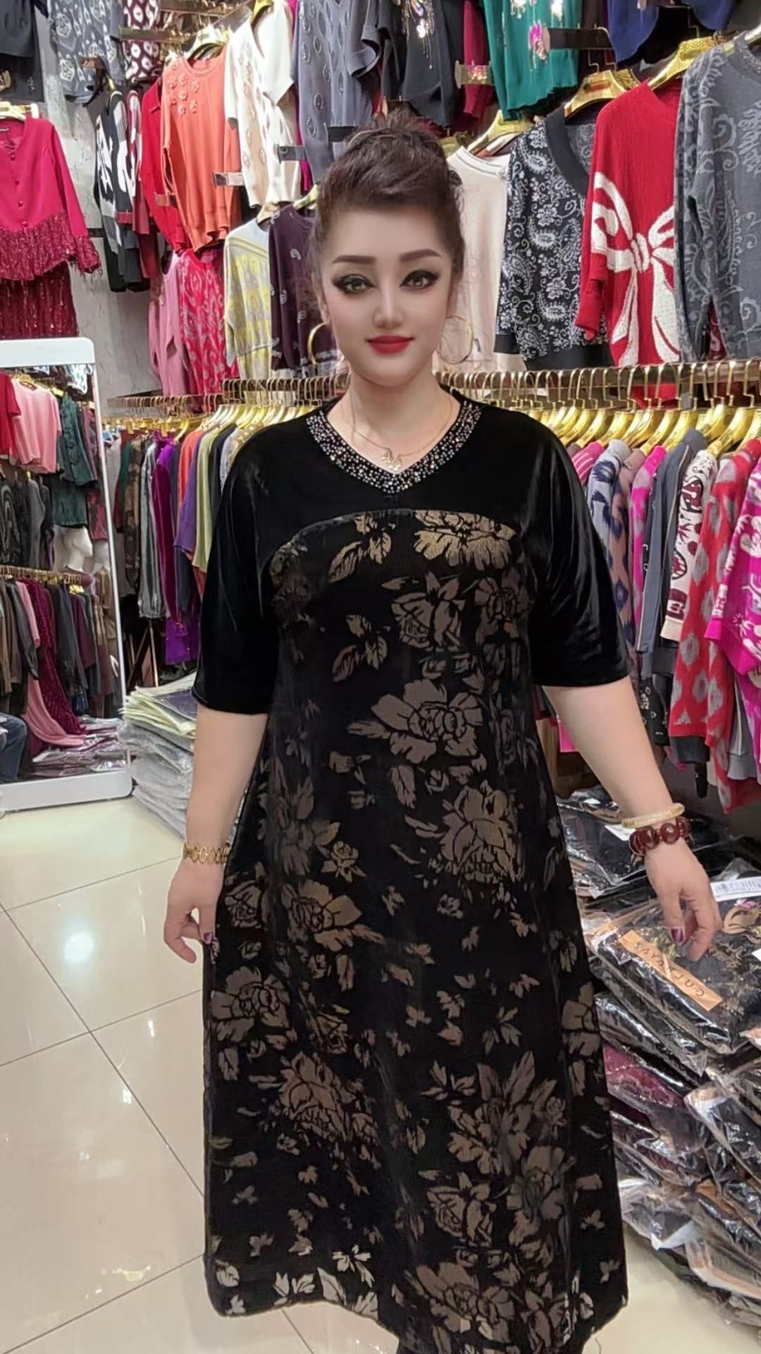 宽松腰慵懒风连衣裙打底气质黑色显瘦中长裙套头款       999