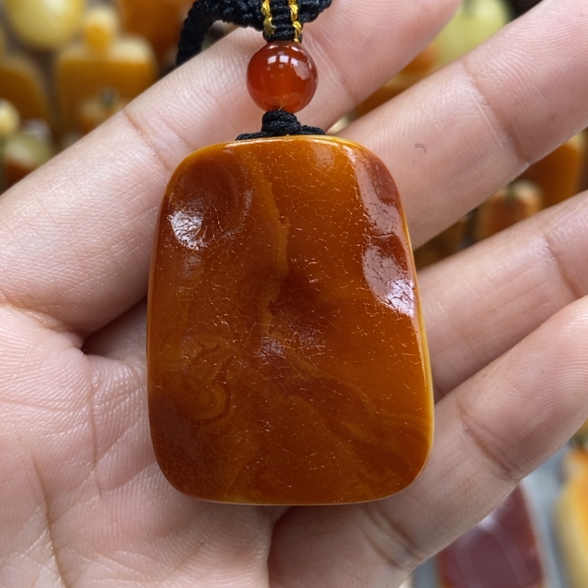 【闪购商品】琥珀颈饰未镶嵌