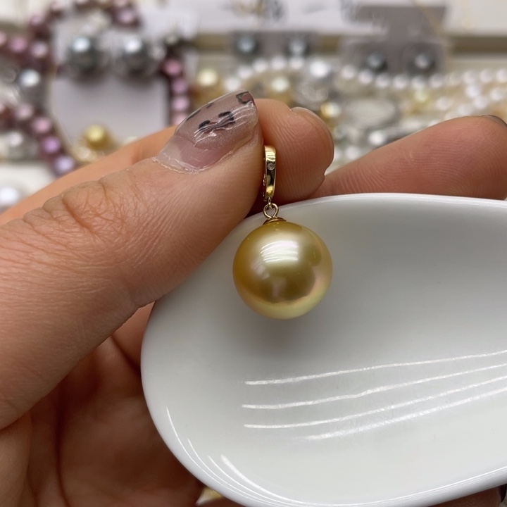 海水珍珠吊坠(不含链)18K金镶嵌