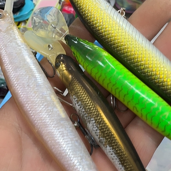 H***X碳素1.8m以下鱼竿8888