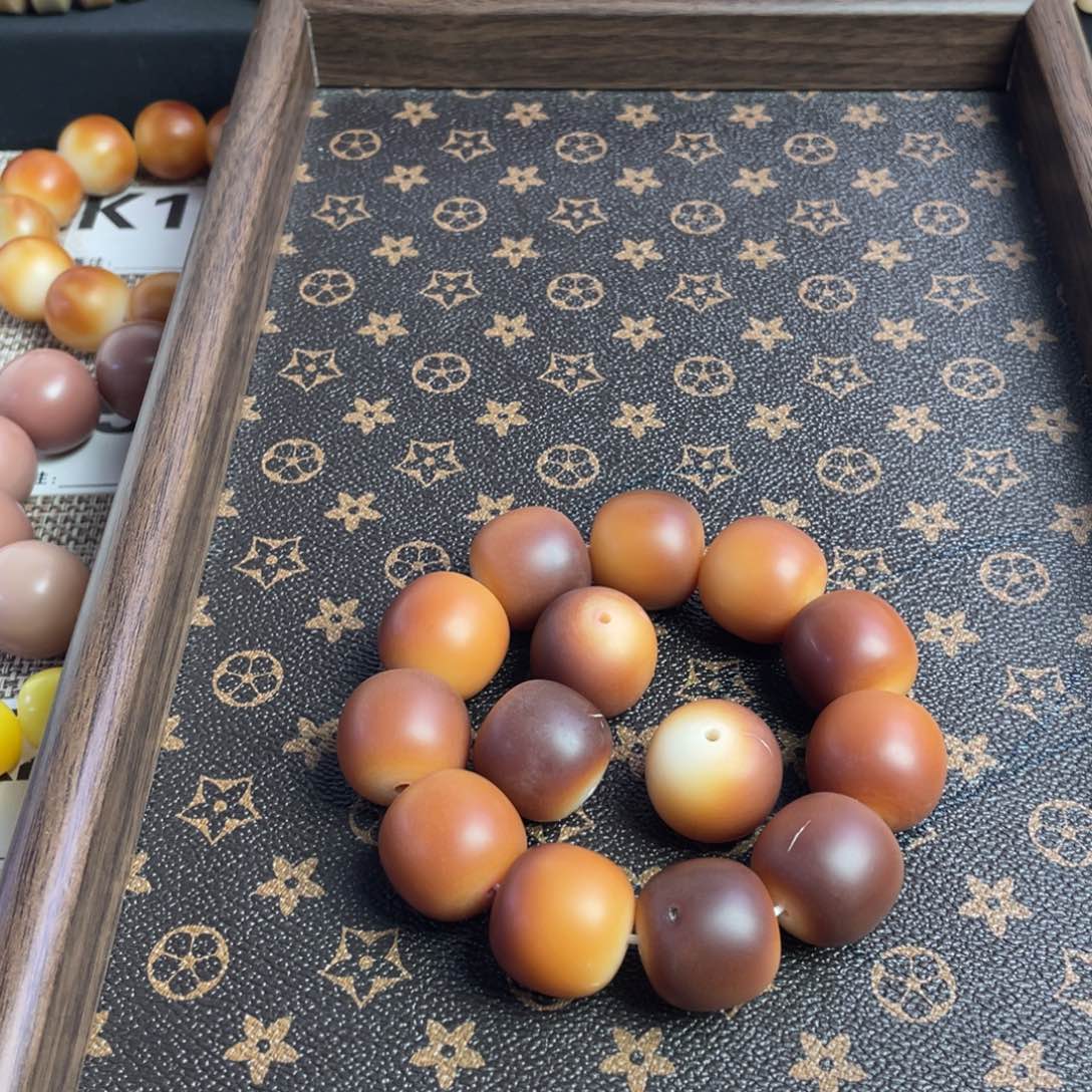 吊坠菩提根/象牙果2.18，大瑕