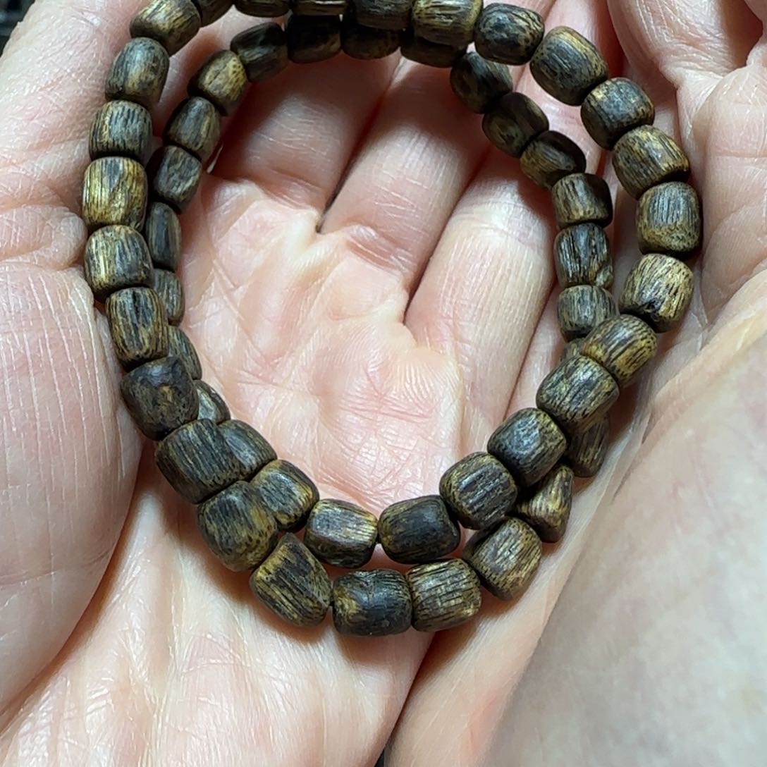 沉香手串绿奇楠沉香沉水随型桶珠双圈定制款9克+