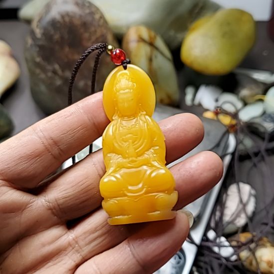 焰***晨和田玉未镶嵌把件