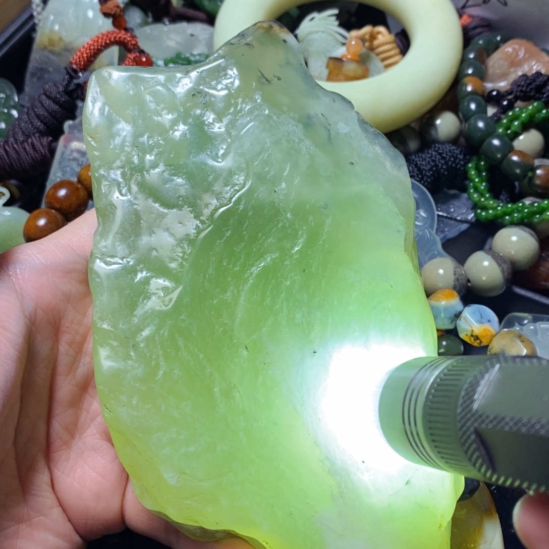 蛇纹石玉未镶嵌颈饰不退不换