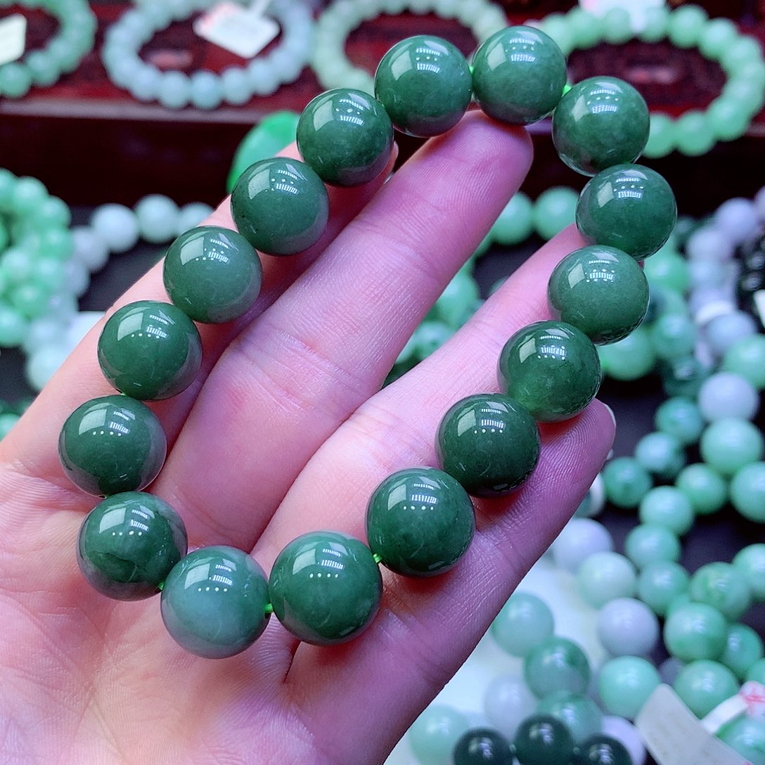 翡翠未镶嵌毛衣链