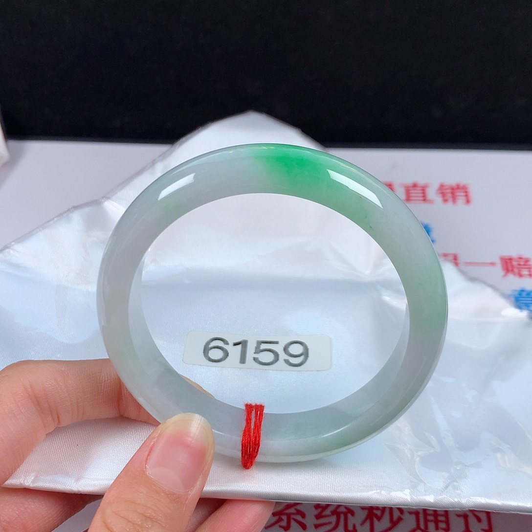 【闪购商品】翡翠手镯未镶嵌59圈口