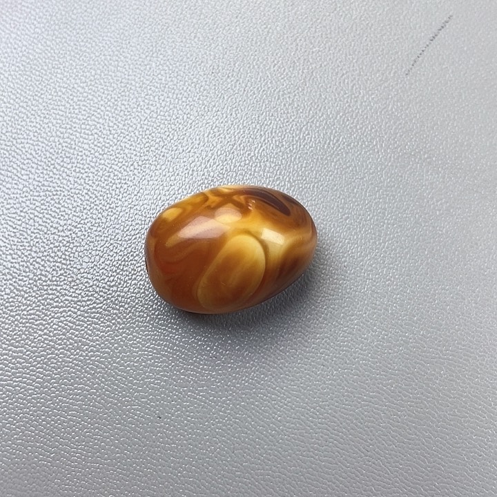 定制琥珀未镶嵌裸石