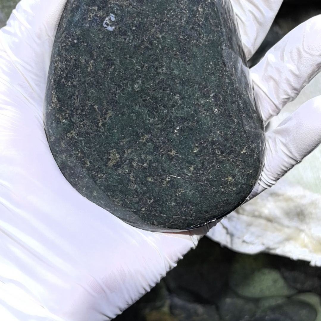 由***子藏玉药王石原石一个