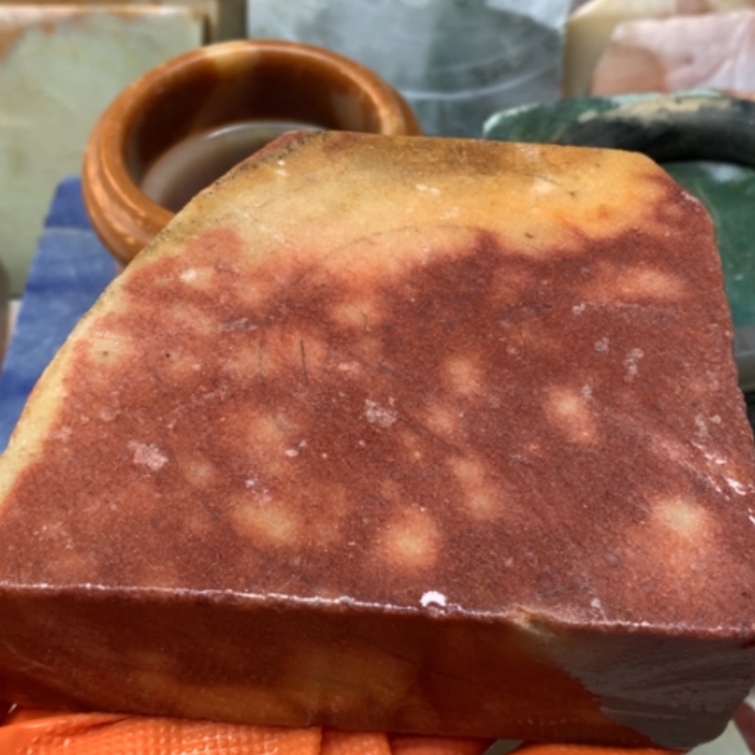 【闪购商品】未镶嵌手镯（圆镯）石英岩玉佘太红